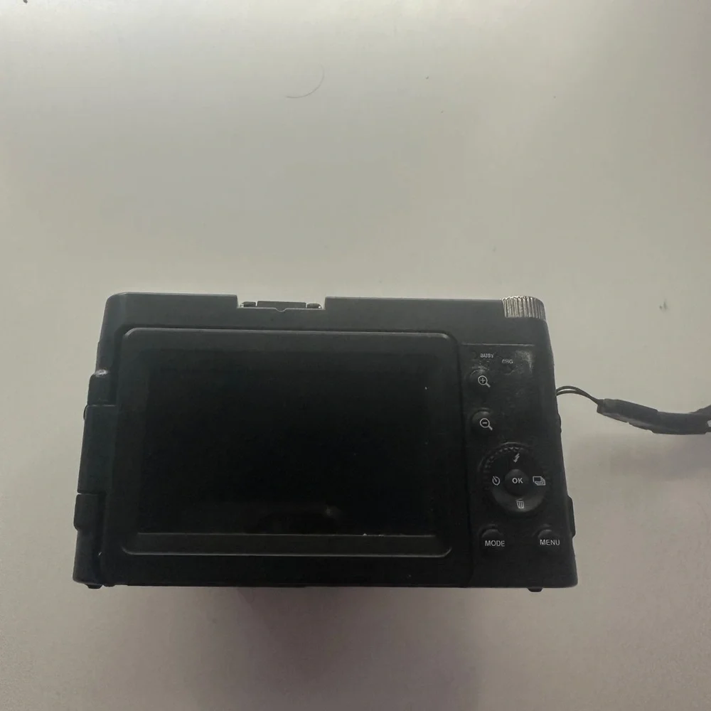 Digital Camera - Picture 4 of 7